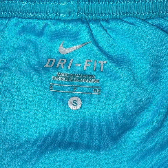 Nike Dri-Fit Shorts - Picture 5 of 6